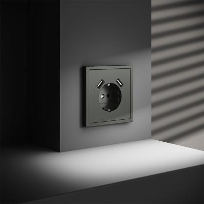 Розетка встраиваемая VOLTUM S70 с заземлением и защитными шторками, 16А, с USB, A+A, (титан)
