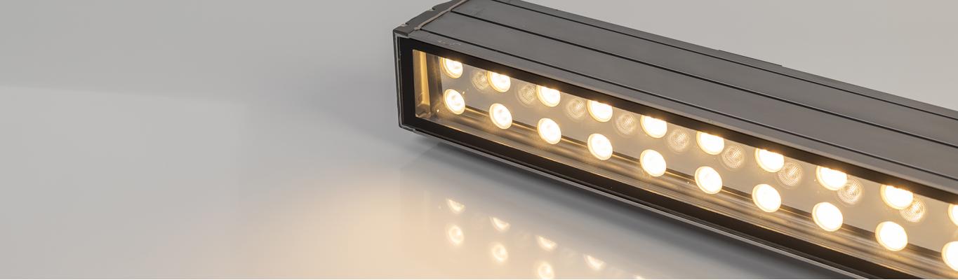 Линейный прожектор AR-LINE-300-6W Day4000